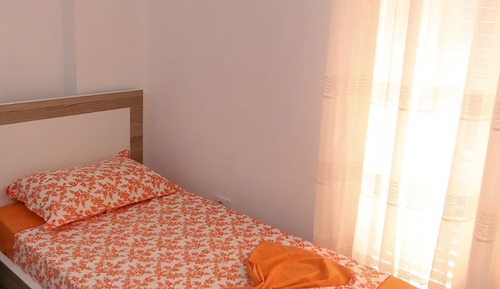 Habitación cuádruple, balcón