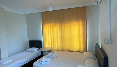 Habitación cuádruple básica
