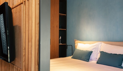 Habitación básica con 1 cama doble o 2 individuales