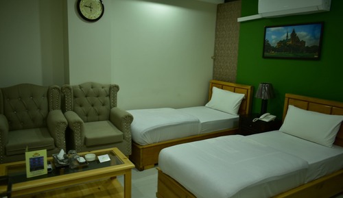 Habitación con 2 camas individuales