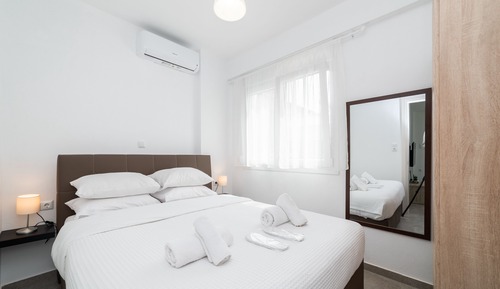 Apartamento, junto a la piscina