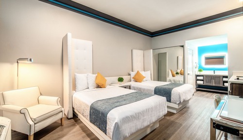 Habitación clásica, 2 camas dobles, accesible para personas con discapacidad