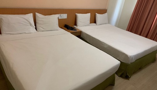 Habitación cuádruple estándar