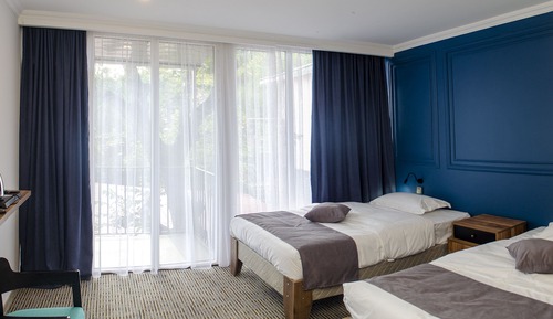 Habitación Deluxe con 1 cama doble o 2 individuales, 1 cama de matrimonio grande, vistas al jardín