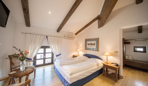 Double Room Classic