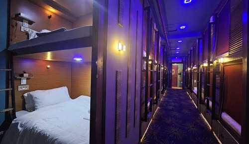 Dormitorio compartido básico, solo para mujeres