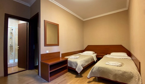 Habitación económica con 2 camas individuales