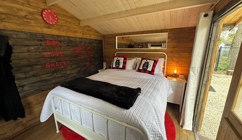 Habitación Deluxe, 1 cama de matrimonio, vistas a la piscina, junto a la piscina