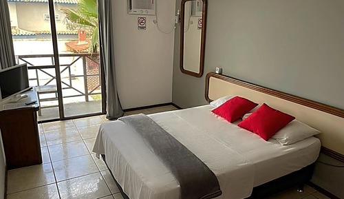 Habitación superior, 1 cama doble, vistas a la piscina
