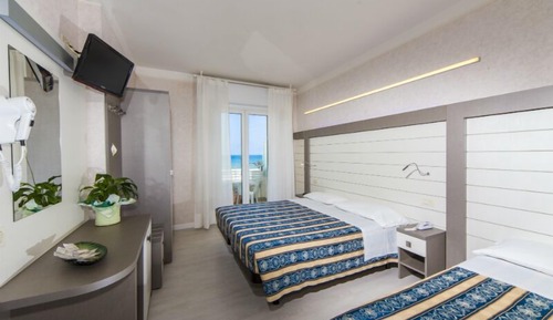 Habitación cuádruple Deluxe
