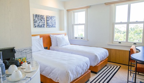 Superior Sea Or City View Room