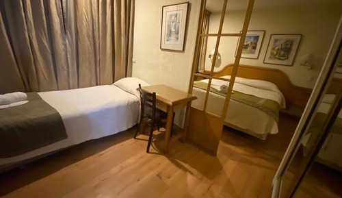 Habitación triple clásica