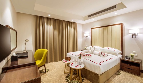 Suite ejecutiva, 1 cama de matrimonio grande, no fumadores, cocina básica (Living Room)
