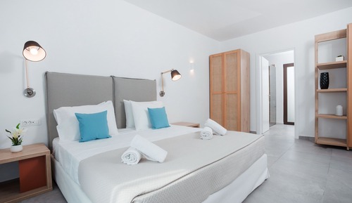 Villa familiar, 3 habitaciones, piscina privada