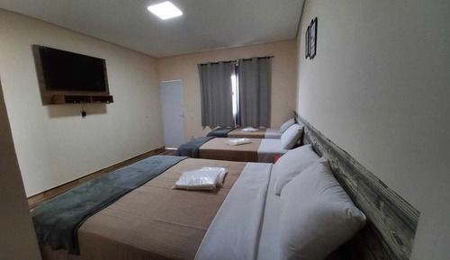 Habitación cuádruple estándar, vistas al lago