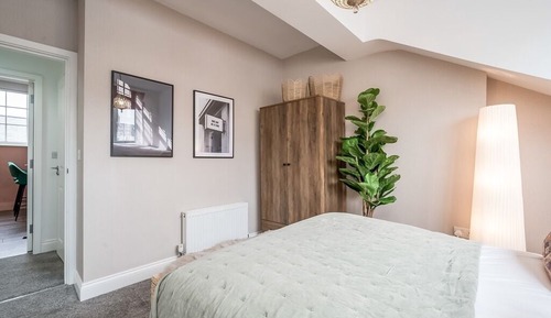Apartamento superior, baño privado (Botanic 1-Bed)