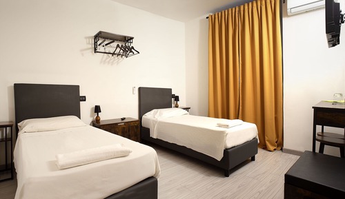 Habitación estándar con 2 camas individuales
