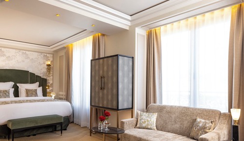 Junior Suite