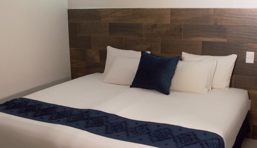 Habitación Business, 1 cama de matrimonio grande