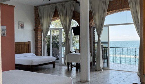Habitación tradicional, 2 camas dobles, no fumadores, vistas al mar