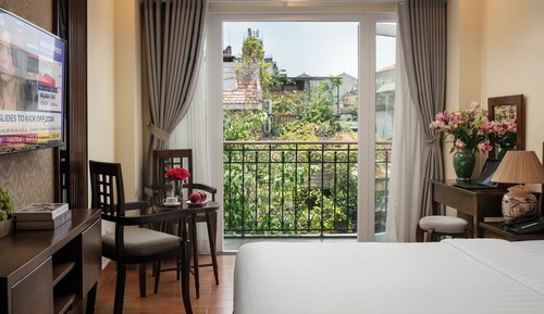 Habitación junior, 1 cama de matrimonio grande, vistas a la ciudad