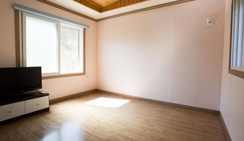 Room (Private Ondol Type 8)