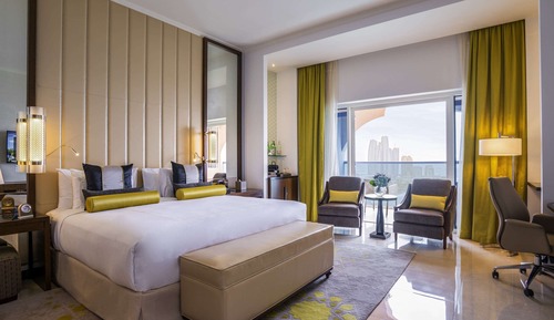 Habitación Premium, balcón (Corniche view)