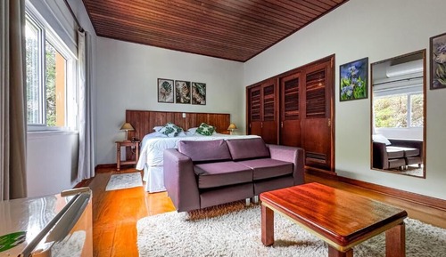 Quarto Master House com Banheira de Imersão