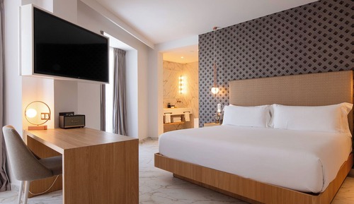 Premium Guestroom