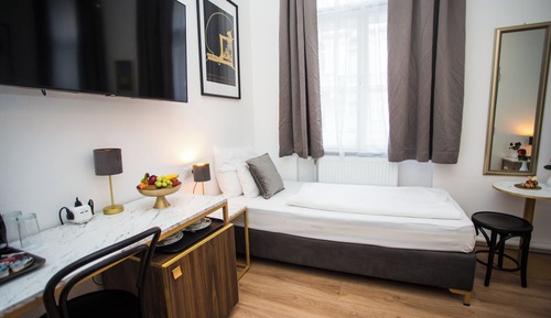 Habitación clásica con 2 camas individuales
