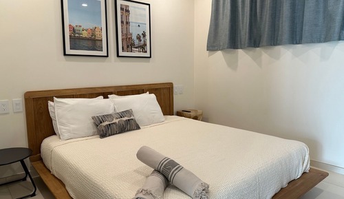 Apartamento Premier, 1 cama de matrimonio grande, balcón, vistas a la laguna