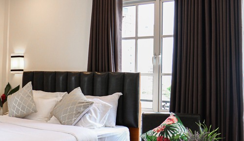Suite junior, 1 cama de matrimonio grande, vistas a la ciudad