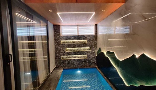 Suite estudio Royal