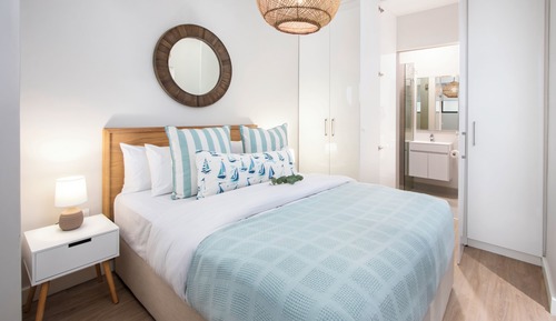 Apartamento superior, 2 habitaciones, balcón, vistas parciales al mar