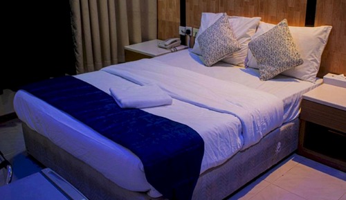 Habitación estándar doble, 1 cama de matrimonio grande