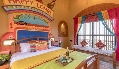 Habitación (Sadda Punjab)