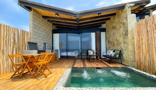 Villa Premier