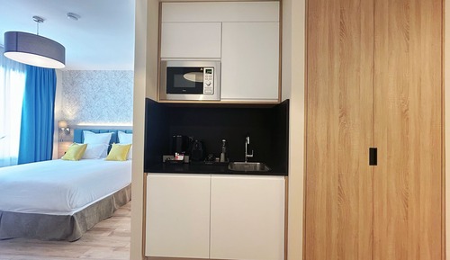 Habitación Deluxe, 1 cama de matrimonio, vistas a la ciudad