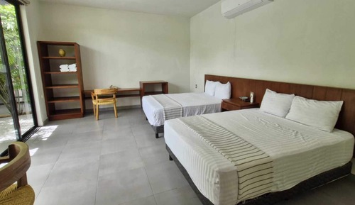 Suite Deluxe, vistas a la piscina