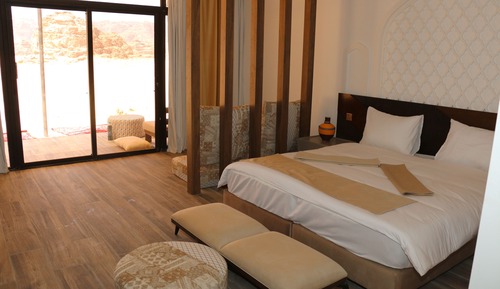 Habitación de lujo con 1 cama doble o 2 individuales