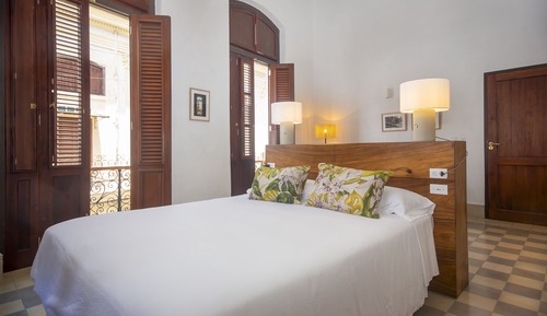 Family Suite Double or Twin N.2, with sofa bed and private bathroom