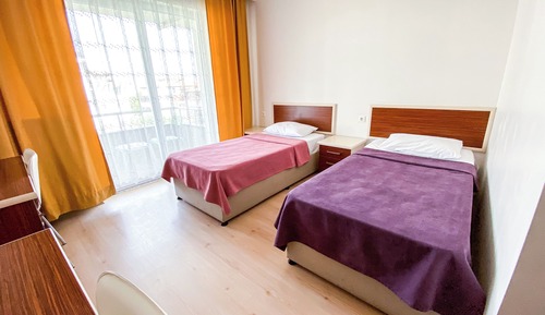 Habitación estándar con 2 camas individuales