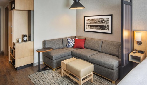 Habitación, 1 cama de matrimonio grande con sofá cama