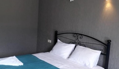 Habitación Confort, 1 cama de matrimonio grande, vistas a la montaña