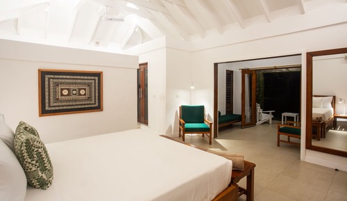 Habitación Deluxe con 1 cama doble o 2 individuales, no fumadores, vistas parciales al mar