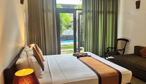 Deluxe Triple Ground Floor room
