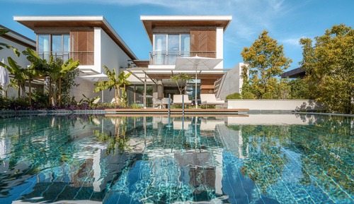 Villa, Smoking