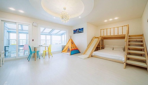 Habitación (201)