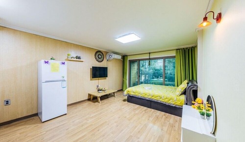 Habitación (201)