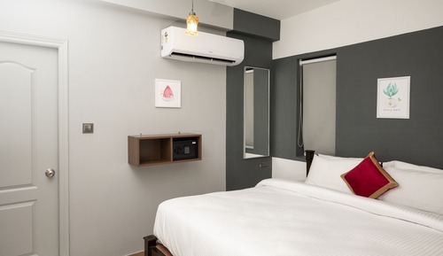 Grand Suite (Two Bedroom Apartment)